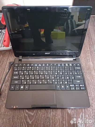 Acer aspire one