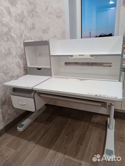 Растущая парта и стул бу