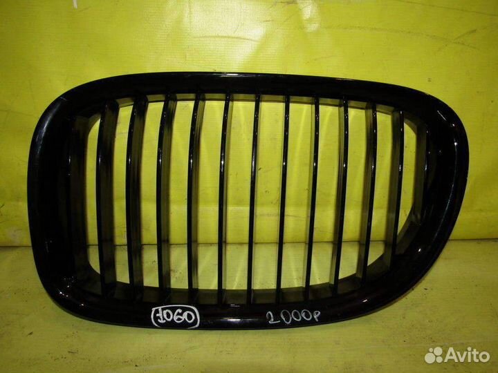 Решетка радиатора левая BMW F01 08-15г 1060