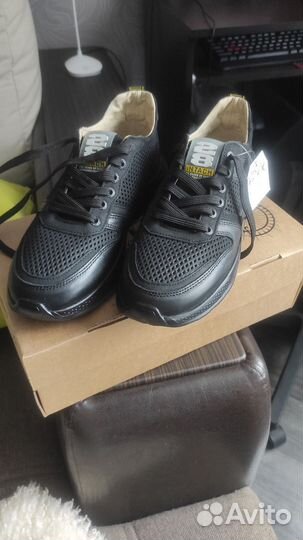 Кроссовки кожа школьные/сменка 40рр