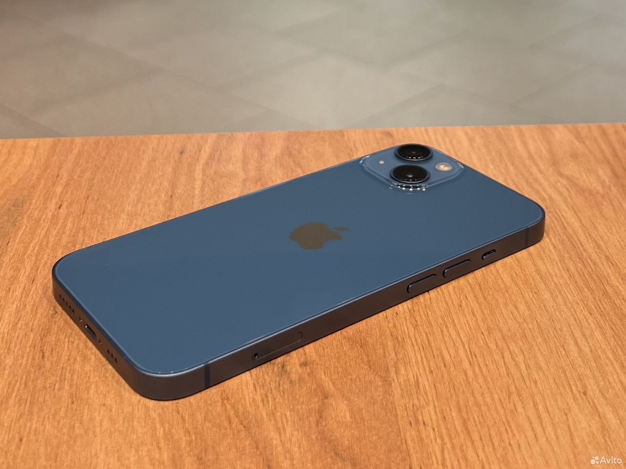 iPhone 13, 256 ГБ