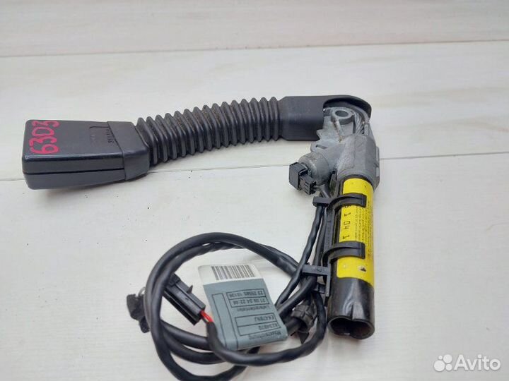 Преднатяжитель ремня безопасности левый Bmw X5 E53