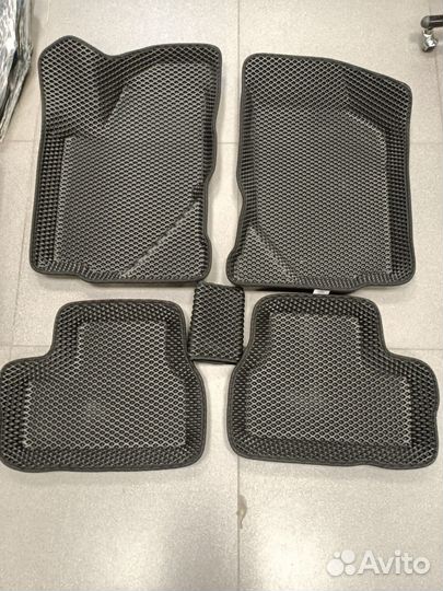 Ковры в салон авто EVA 3D