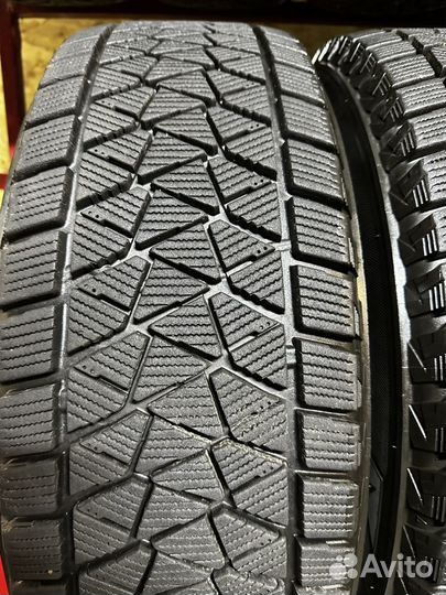 Bridgestone Blizzak DM-V2 225/65 R17