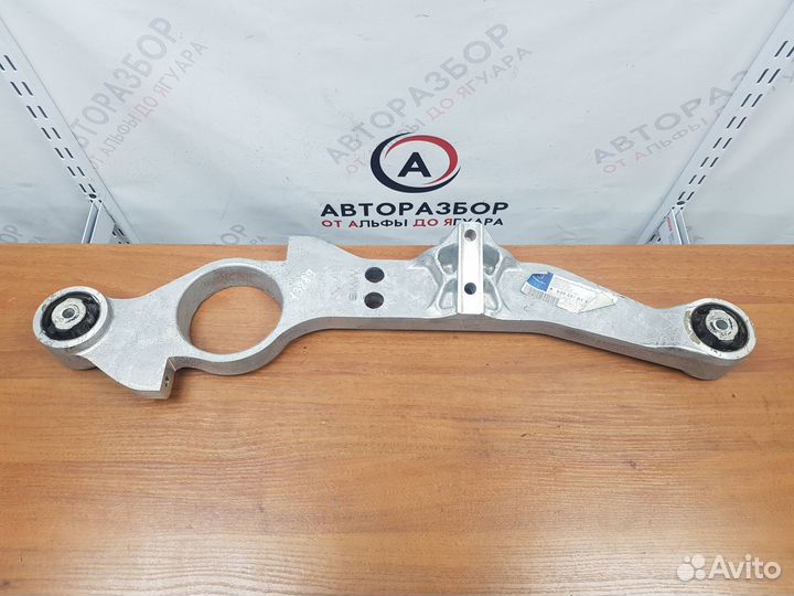 Кронштейн редуктора Vito/Viano- (639) 2003-2014