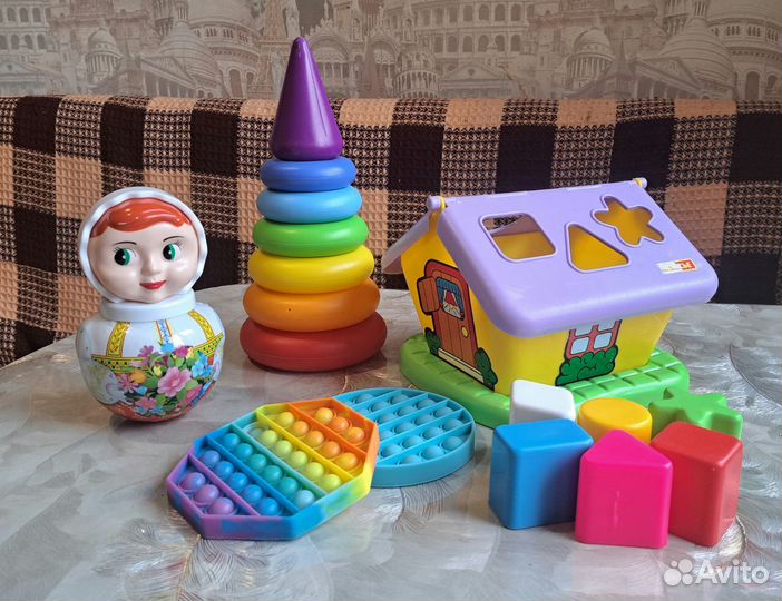 Развивающие игрушки