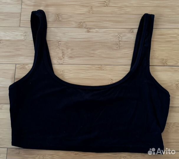 Укороченный топ черный