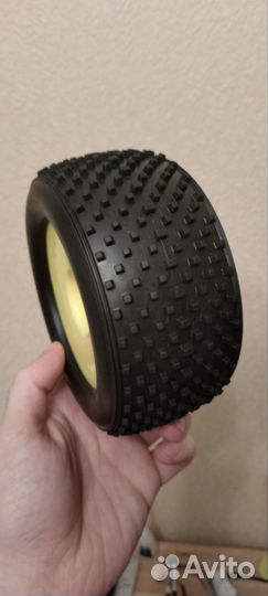 Комплект абсолютно новых колес для трагги