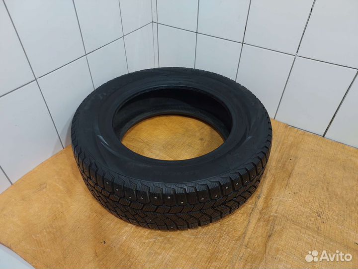 Viatti Brina Nordico V-522 205/65 R16 95T