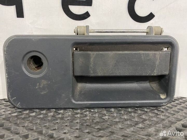 Ручка наружная двери передней левой Volvo FH13