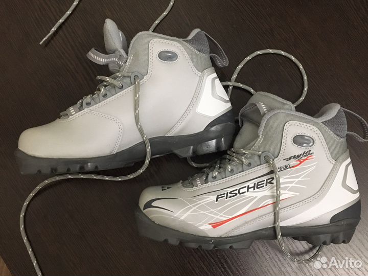 Детские лыжные ботинки Fischer, модель XC Sport