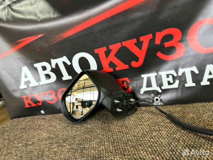 Зеркало боковое левое Honda Civic 4D 2007
