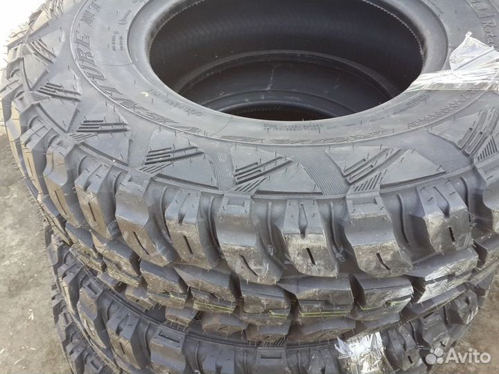 Kumho Road Venture M/T KL71 235/75 R15 104Q