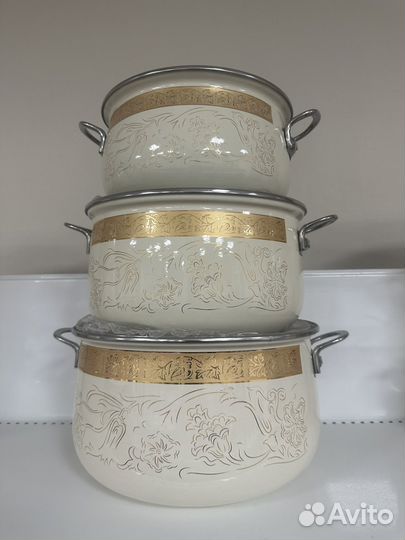 Набор эмалированных кастрюль