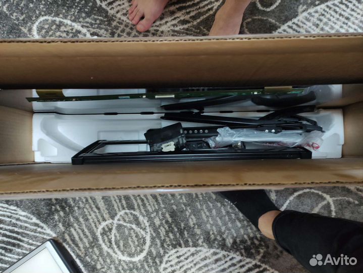 Телевизор бу LG lEG TV