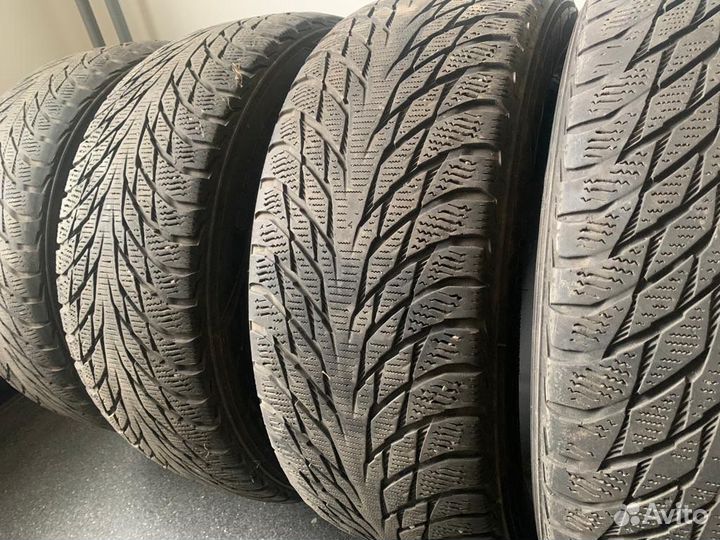 Nokian Tyres Hakkapeliitta R2 225/55 R17