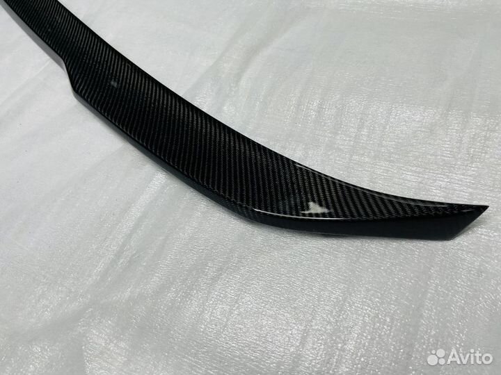 Спойлер BMW G30 стиль DA карбон