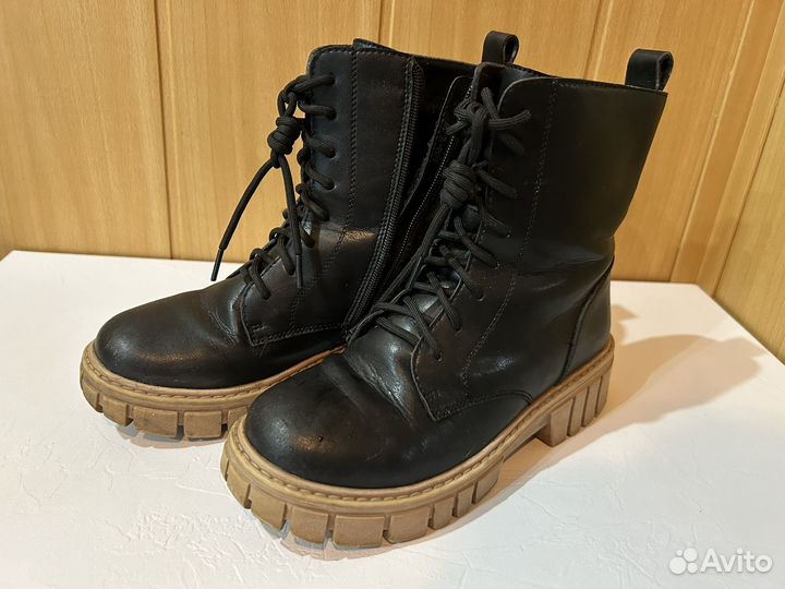 Ботинки женские