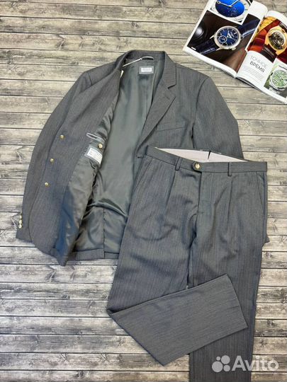 Классический костюм мужской Brunello Cucinelli