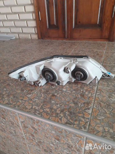 Фара тойота Pronard, Avalon