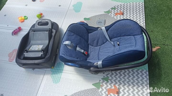 Детское автокресло от 0 maxi cosi