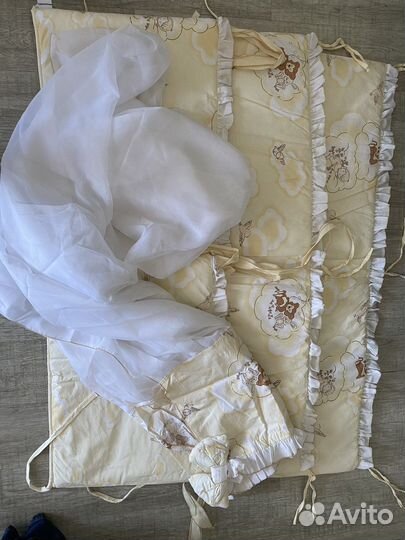 Бортики в кроватку и балдахин