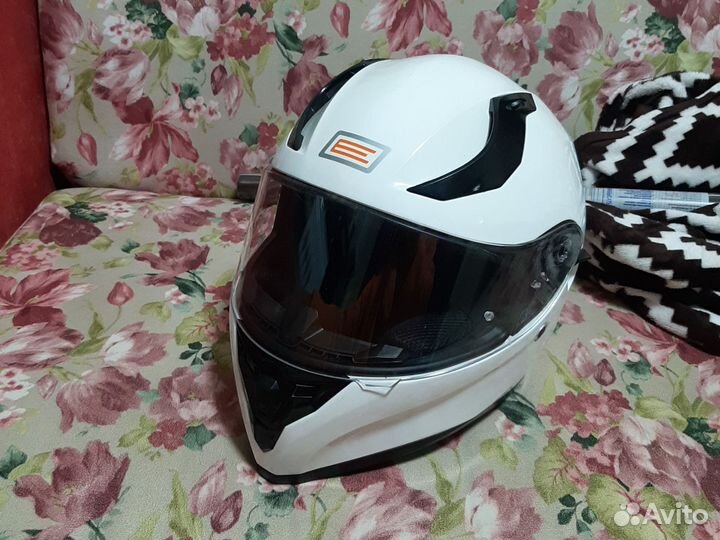 Мотоцилетный шлем