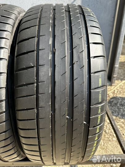 Michelin Pilot Sport 4 225/45 R19