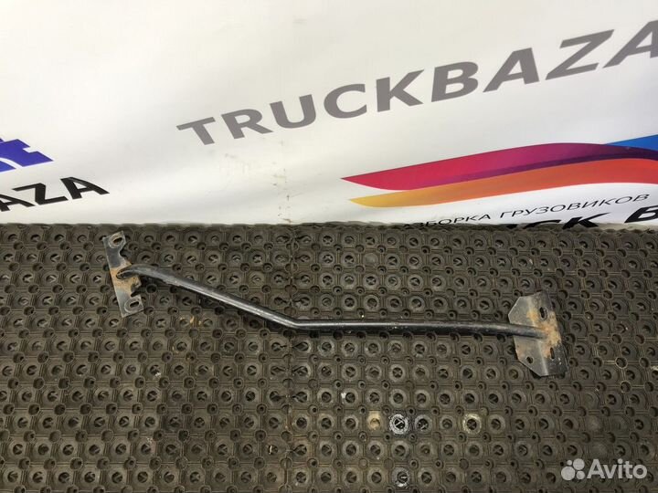 1292819 Кронштейн подножки правый Daf XF105