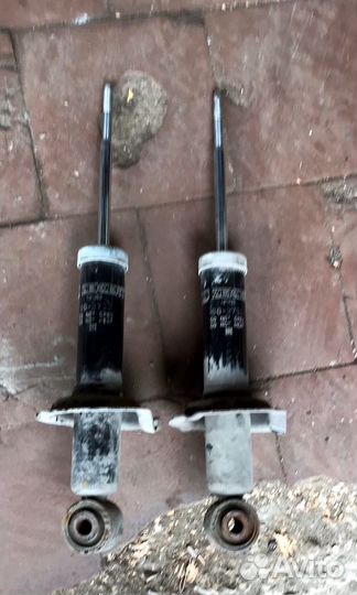 Пара Стойки задние Хонда Элемент
