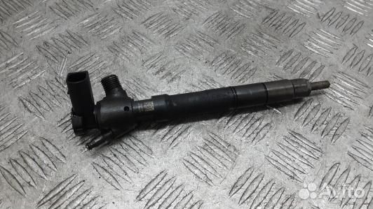 Форсунка дизельная skoda octavia A7 (1GM46AL02)