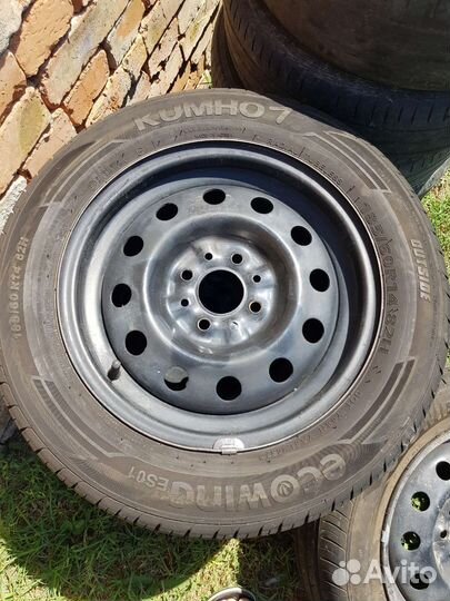 Kumho Ecowing ES01 KH27 185/60 R14