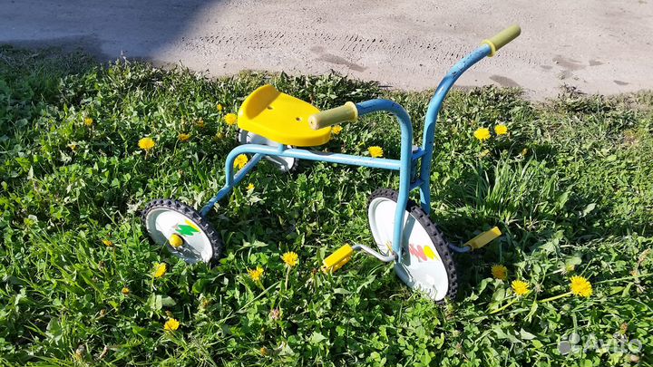 Трехколесный детский велосипед