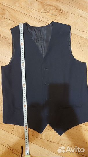 Жилетка новая,рост 158 (12-13лет)