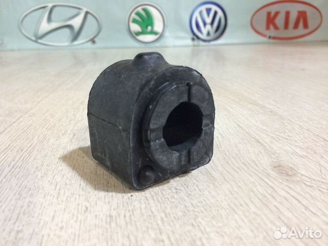 Втулка сайлентблок стабилизатора Октавия А5 Skoda