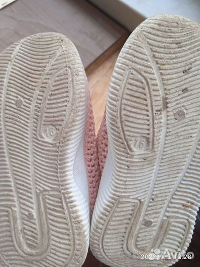 Ботинки для девочки