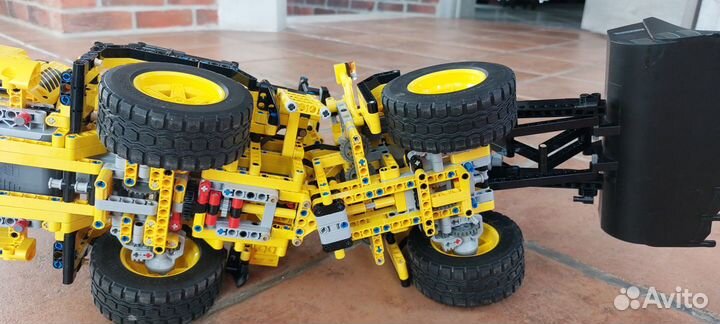 Lego Technic 42030 Volvo l350f