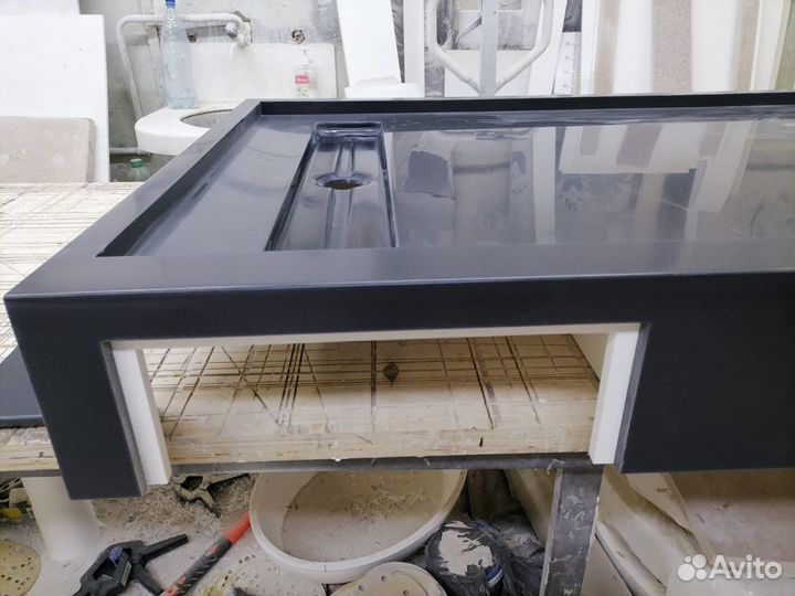 Подоконник из кварцевого агломерата