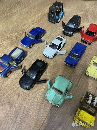 Игрушки машинки пакетом