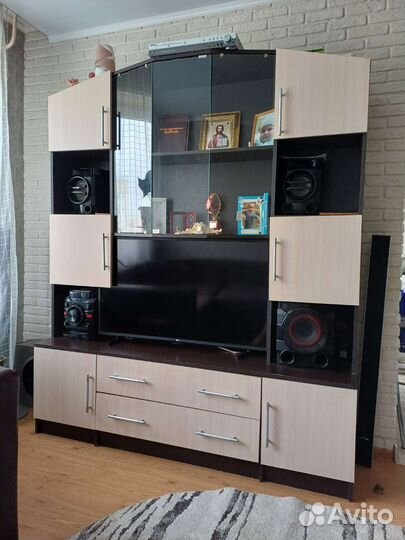 Стенка горка в гостиную бу