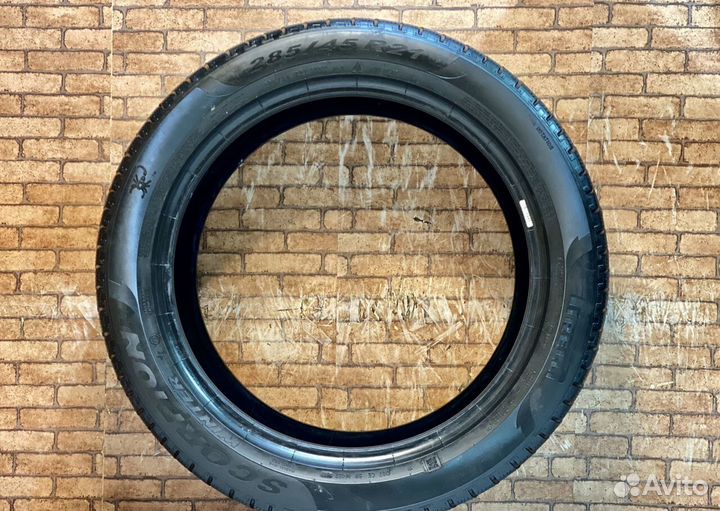 Pirelli Scorpion Winter 285/45 R21