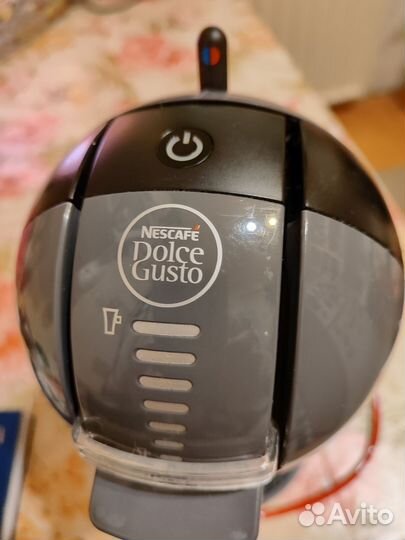 Кофеварка капсульная dolce gusto