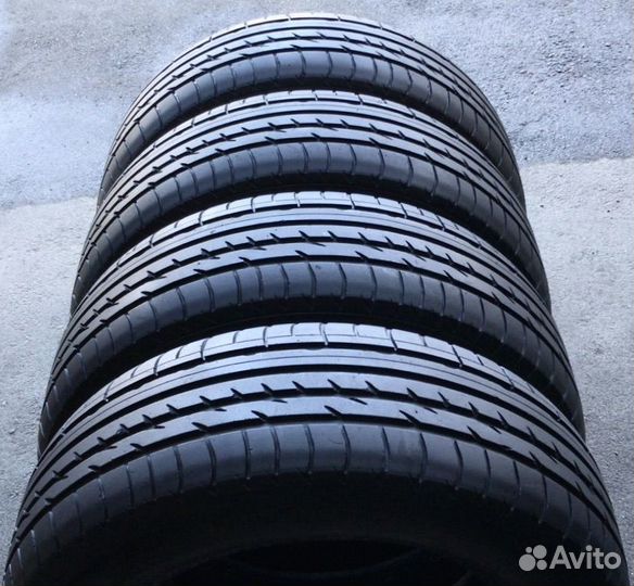 Nexen N8000 235/65 R17 104H