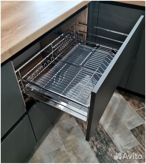 Кухонный гарнитур с техникой