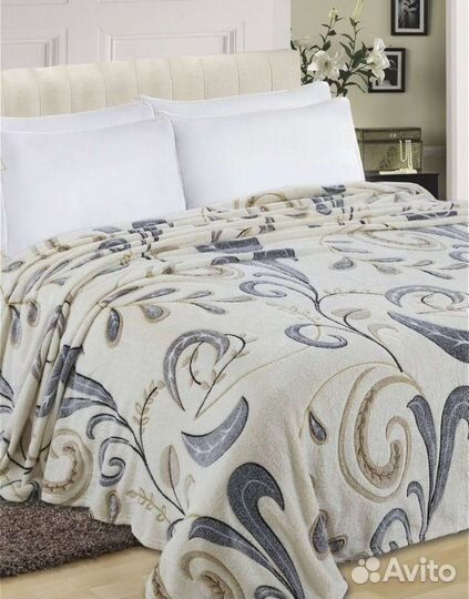 Плед на кровать