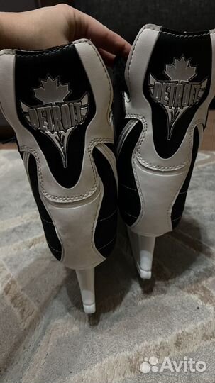 Коньки хоккейные 38 размер