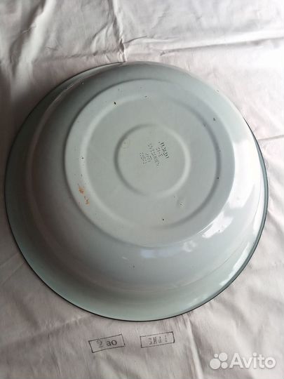 Таз эмалированный новый большой СССР