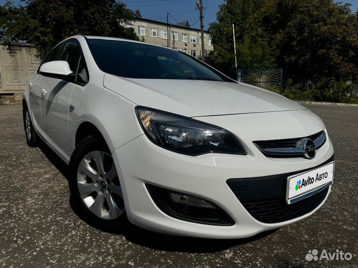 Opel Astra 1.6 МТ, 2014, 79 800 км