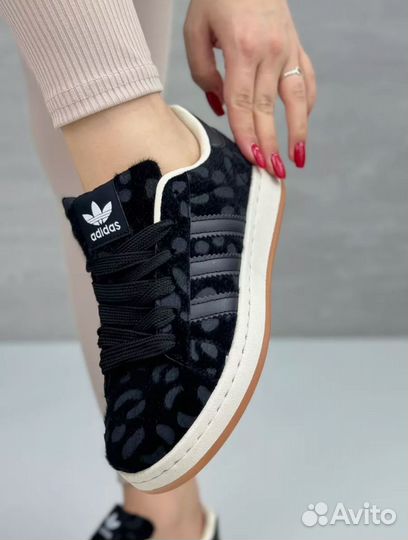 Кроссовки женские adidas