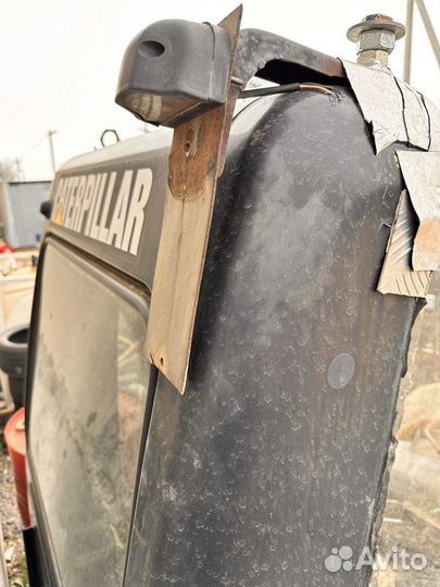 Кабина CAT 320 DL